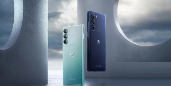 分享摩托罗拉edgeX30续航能力如何?摩托罗拉edgeX30续航能力介绍。